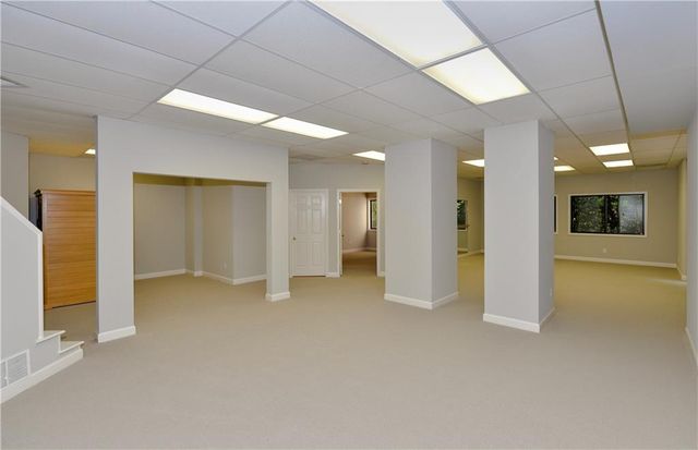 860 Carlton Ridge NE, Atlanta, GA 30342