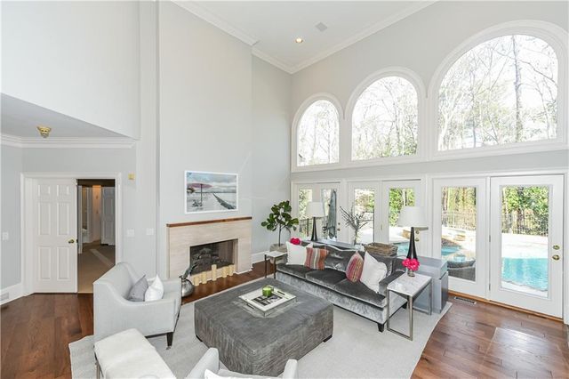 860 Carlton Ridge NE, Atlanta, GA 30342