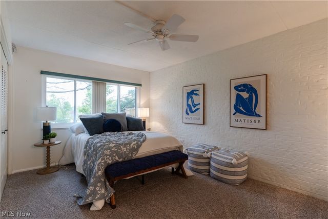 935 Canyon View Road 202, Sagamore Hills, OH 44067