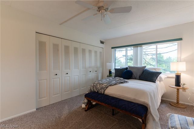 935 Canyon View Road 202, Sagamore Hills, OH 44067