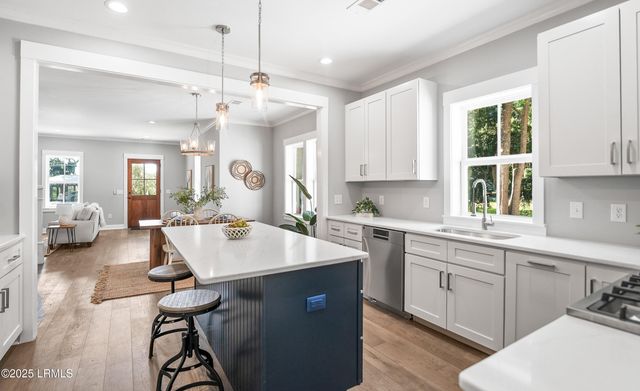 9 Attaway Lane, Beaufort, SC 29907