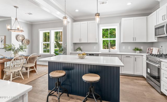 9 Attaway Lane, Beaufort, SC 29907