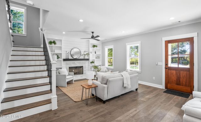 9 Attaway Lane, Beaufort, SC 29907