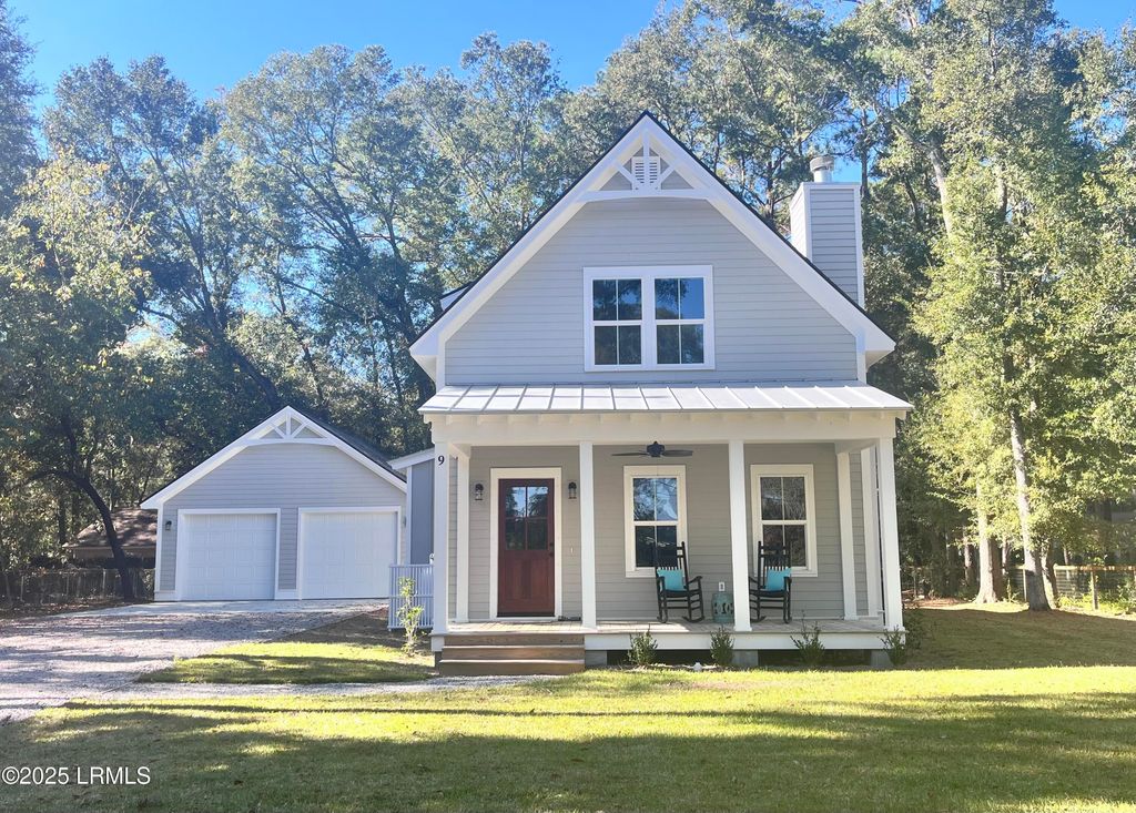 9 Attaway Lane, Beaufort, SC 29907