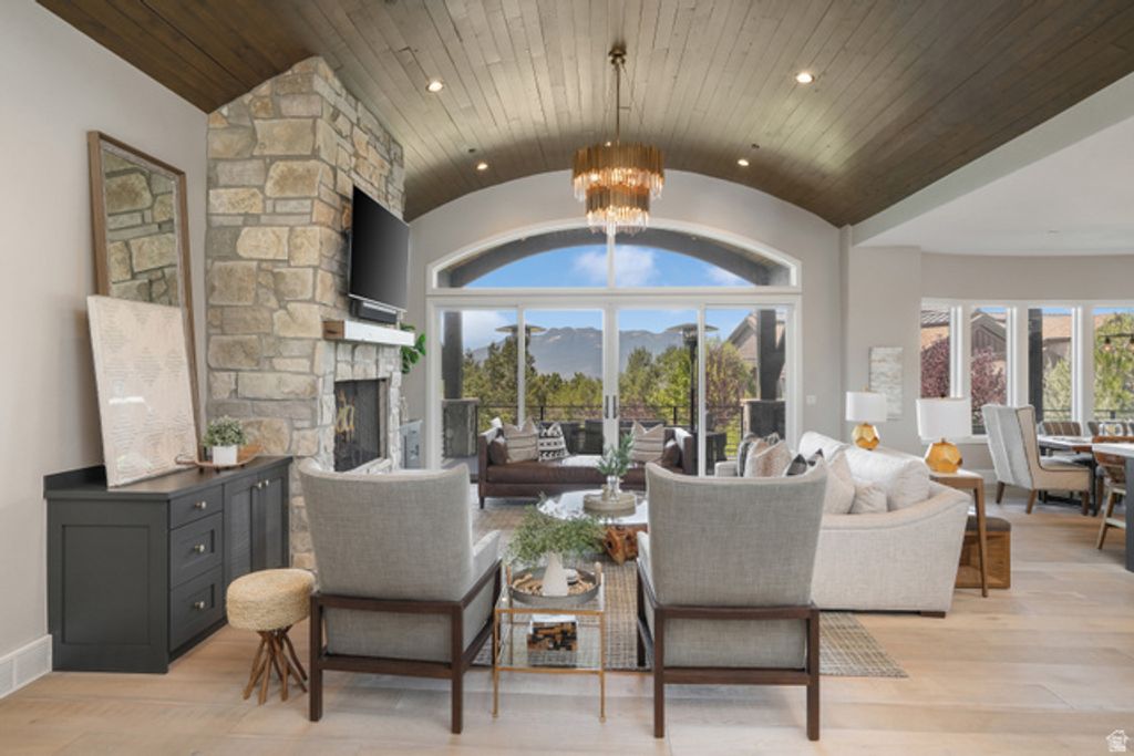 Image 14 of property listing at 228 N IBAPAH PEAK DR, Heber City, UT 84032