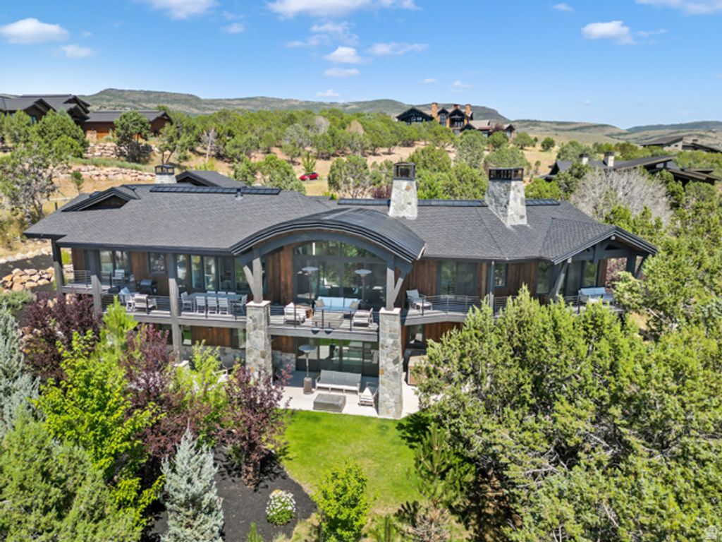 Image 7 of property listing at 228 N IBAPAH PEAK DR, Heber City, UT 84032