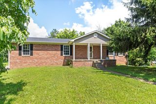 481 Liberty Ave, Lewisburg, TN 37091