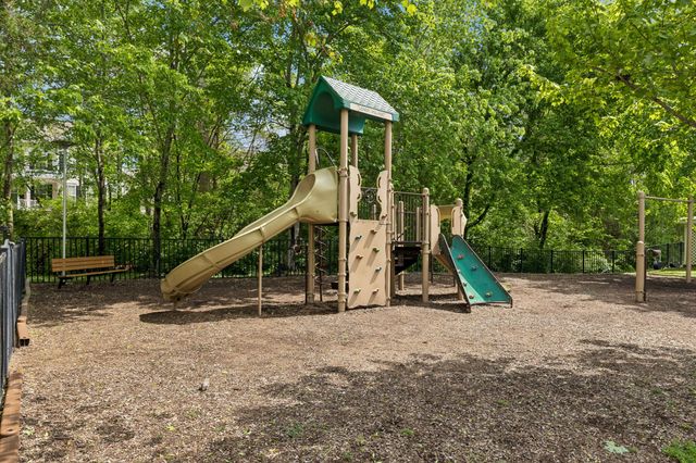 8502 Novak Ln, Nashville, TN 37211