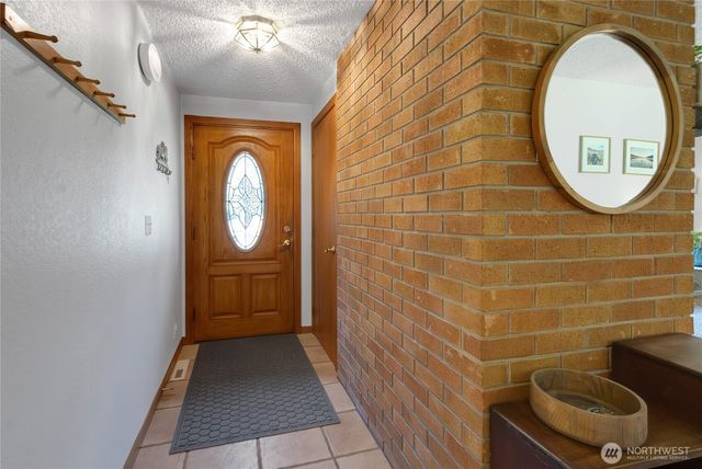 102 40 Crumb Road, Morton, WA 98356