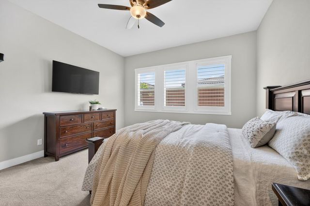 3520 Deer Park Dr, Folsom, CA 95630