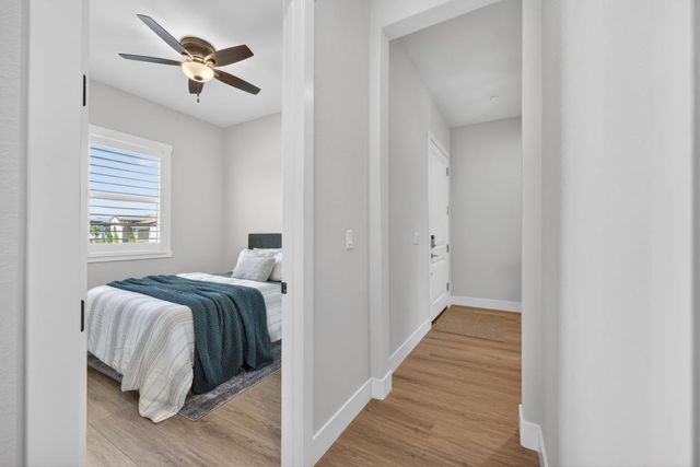 3520 Deer Park Dr, Folsom, CA 95630