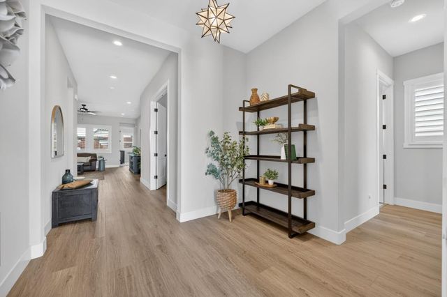 3520 Deer Park Dr, Folsom, CA 95630