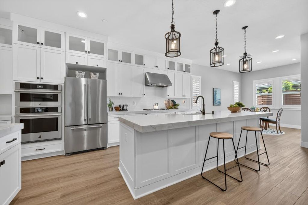 3520 Deer Park Dr, Folsom, CA 95630