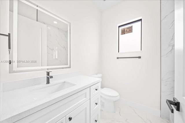 122 NE 11th Ter, Cape Coral, FL 33909