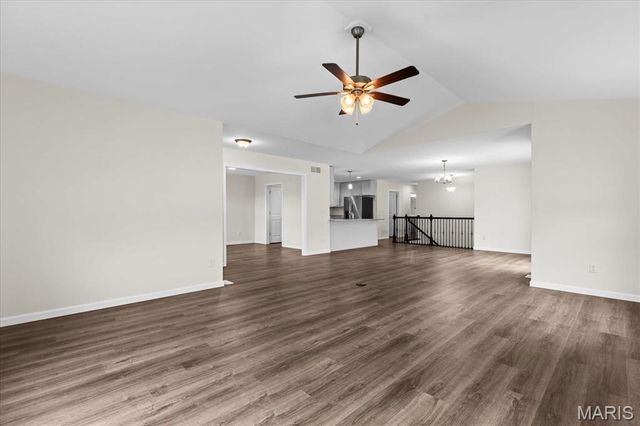 1768 Old Park Lane, Swansea, IL 62226
