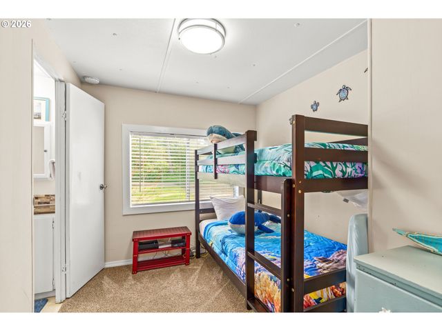 4835 GLORIA GAYLE Way, Florence, OR 97439