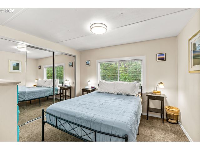 4835 GLORIA GAYLE Way, Florence, OR 97439