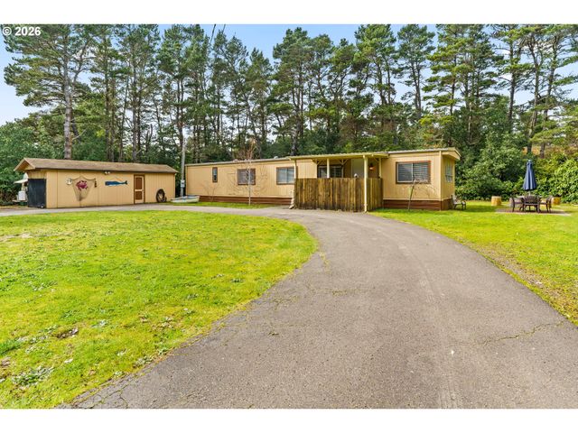 4835 GLORIA GAYLE Way, Florence, OR 97439