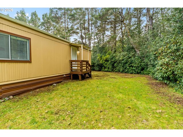 4835 GLORIA GAYLE Way, Florence, OR 97439