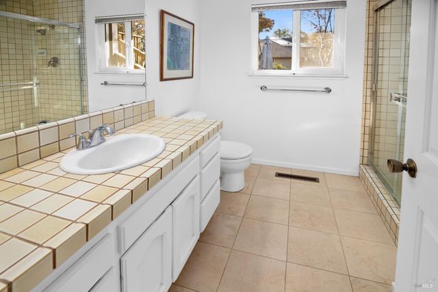 4808 Foxglove Ct, Santa Rosa, CA 95405