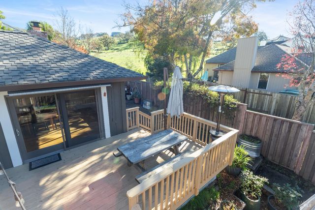 4808 Foxglove Ct, Santa Rosa, CA 95405