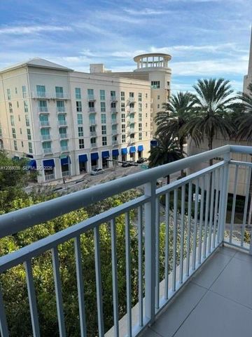 9055 SW 73rd Court 406, Miami, FL 33156