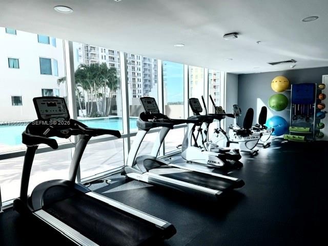9055 SW 73rd Court 406, Miami, FL 33156