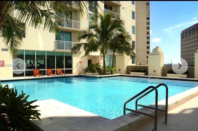 9055 SW 73rd Court 406, Miami, FL 33156