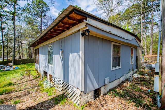 7 Garden Lake Drive, Carrollton, GA 30116