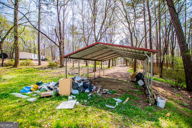 7 Garden Lake Drive, Carrollton, GA 30116