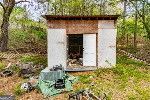 7 Garden Lake Drive, Carrollton, GA 30116