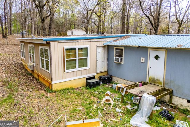 7 Garden Lake Drive, Carrollton, GA 30116