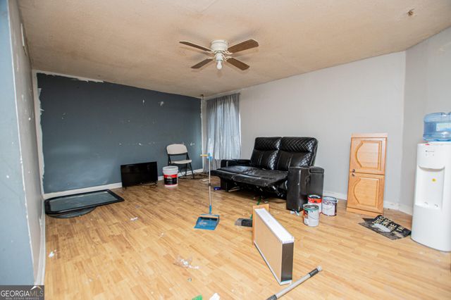 7 Garden Lake Drive, Carrollton, GA 30116