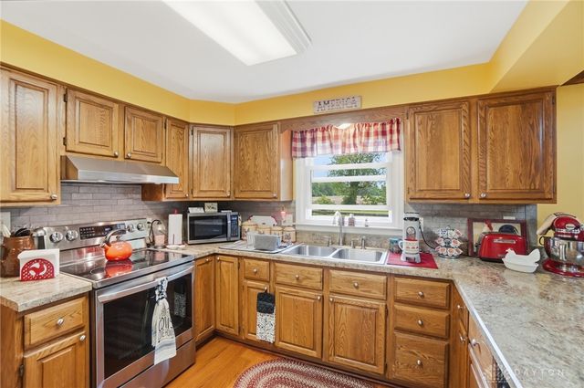 4170 Johnson Road, Springfield, OH 45502