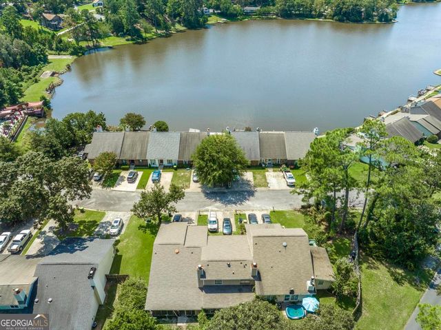 101 Leisure Lake Court, Warner Robins, GA 31088