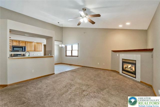 3077 Kennedy Drive, Allen Twp, PA 18067