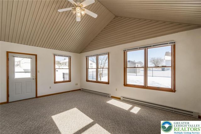 3077 Kennedy Drive, Allen Twp, PA 18067