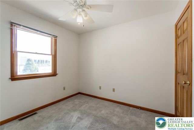 3077 Kennedy Drive, Allen Twp, PA 18067