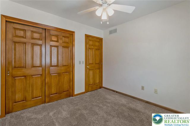 3077 Kennedy Drive, Allen Twp, PA 18067