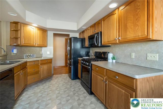 3077 Kennedy Drive, Allen Twp, PA 18067