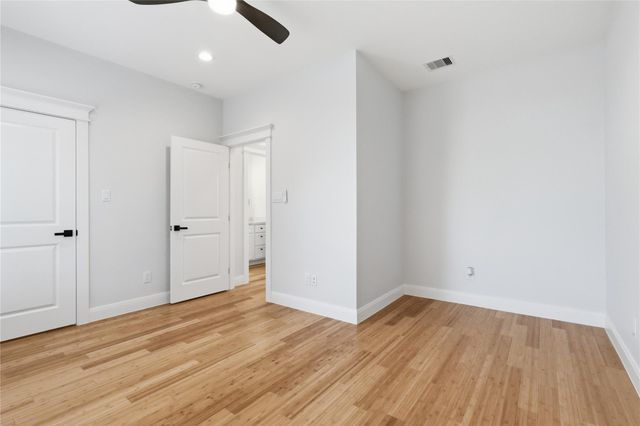 1207 32nd Street, Galveston, TX 77550