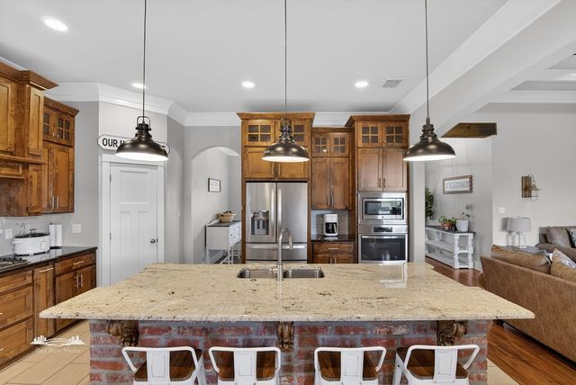 226 Donna Lane, Stonewall, LA 71078