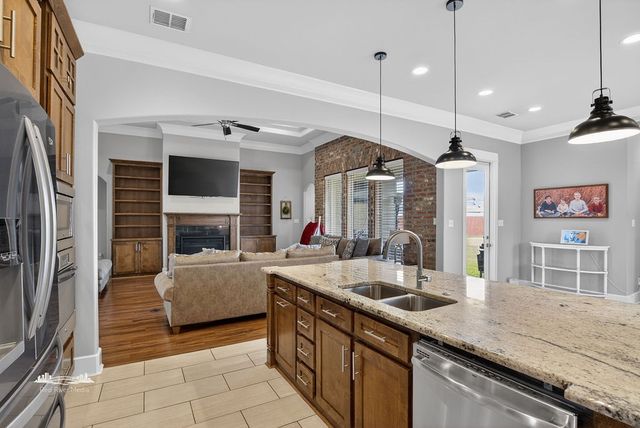 226 Donna Lane, Stonewall, LA 71078