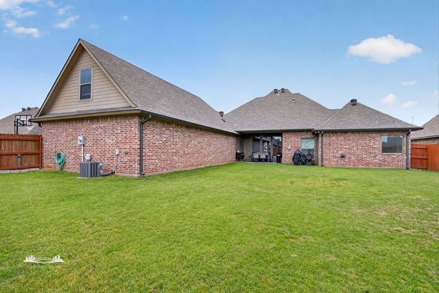 226 Donna Lane, Stonewall, LA 71078