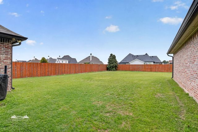 226 Donna Lane, Stonewall, LA 71078