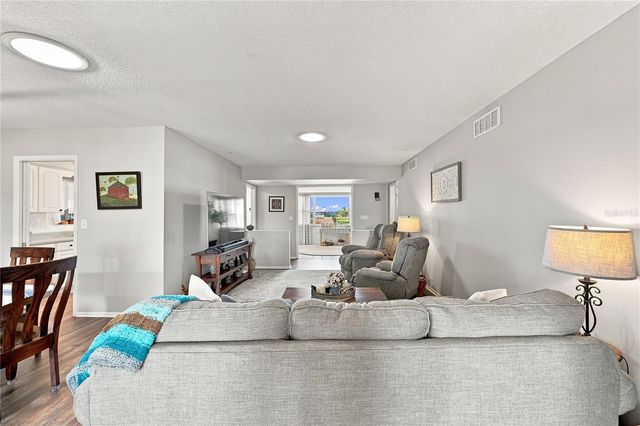1405 HACIENDA DRIVE, Sun City Center, FL 33573