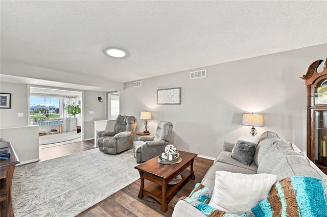 1405 HACIENDA DRIVE, Sun City Center, FL 33573