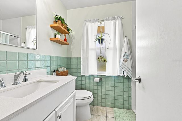 1405 HACIENDA DRIVE, Sun City Center, FL 33573
