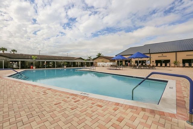 1405 HACIENDA DRIVE, Sun City Center, FL 33573