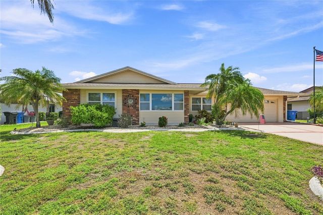 1405 HACIENDA DRIVE, Sun City Center, FL 33573